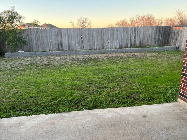 Building Photo - 3518 Christopher Dr