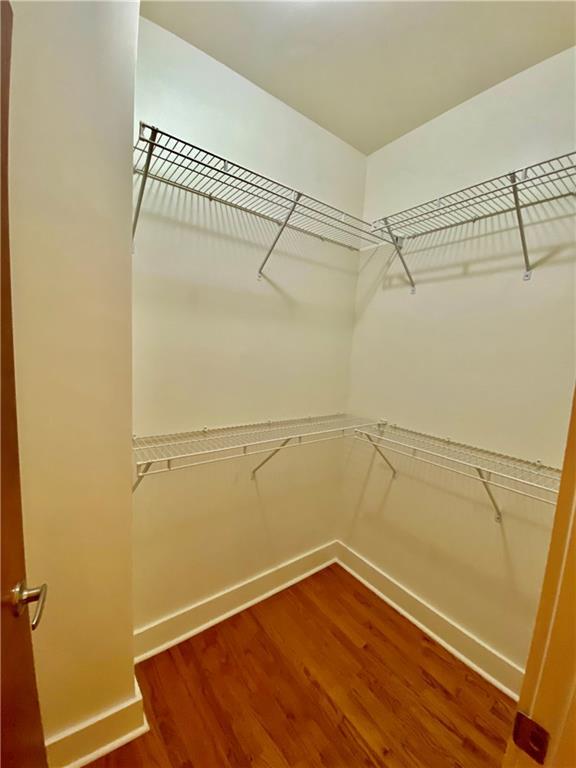 Building Photo - 1221 Caroline St NE