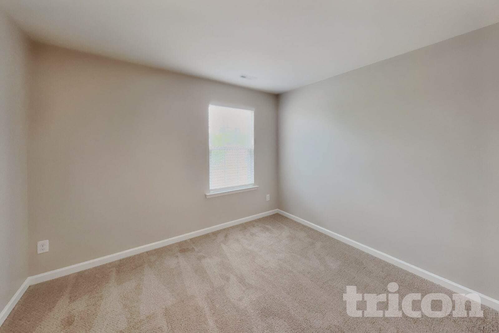 Building Photo - 923 Avondale Dr