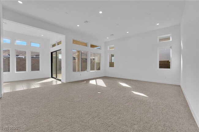 Building Photo - 11049 Concord Vly Dr