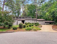 Building Photo - 609 Indian Springs Ct