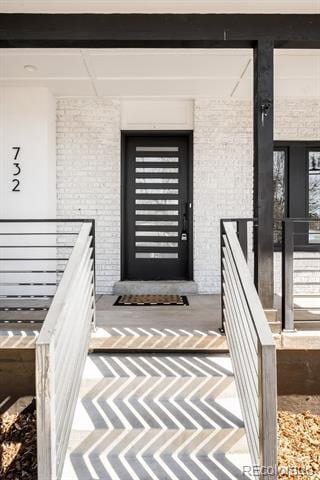Building Photo - 732 S Gilpin St
