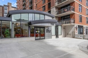Building Photo - 700 1st St
