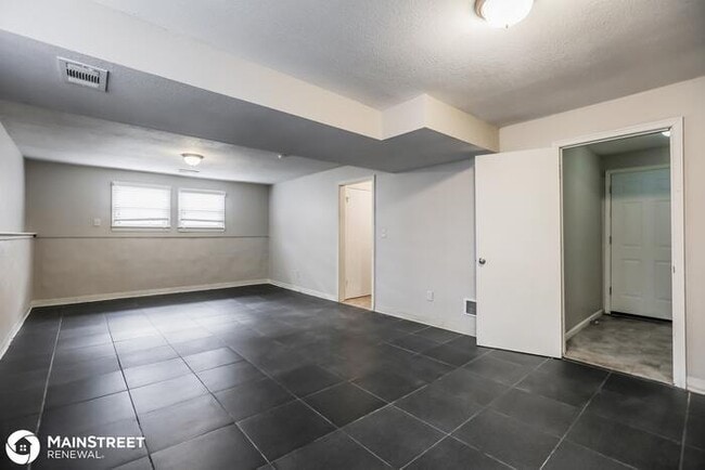 Building Photo - 406 E 164th Ter, Belton, MO 64012