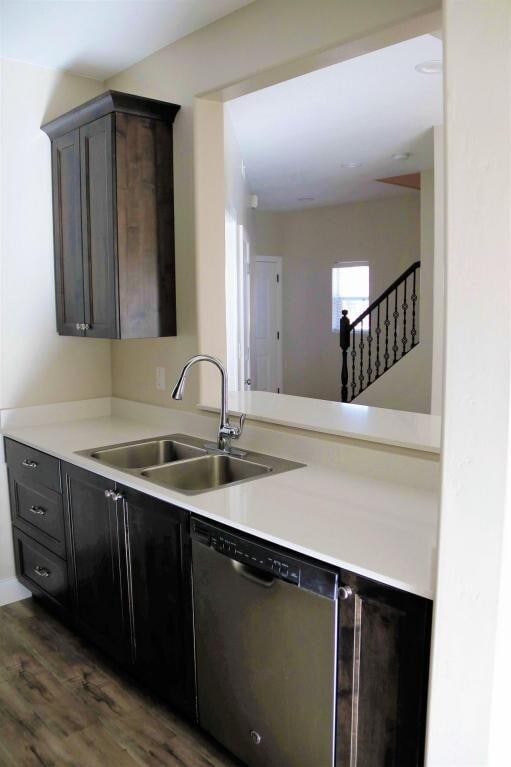 Building Photo - 3 bedroom, 2.5 bathroom Townhome on the No...