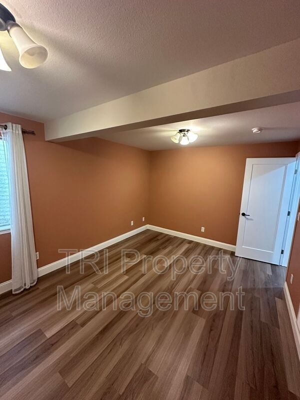 Building Photo - 3037 Antelope Rd