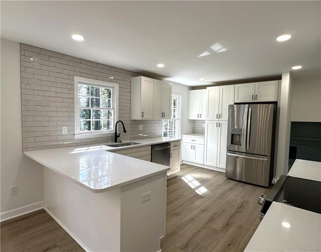 Building Photo - 2972 Pathview Ln