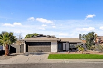 Building Photo - 4012 N Mira Ln