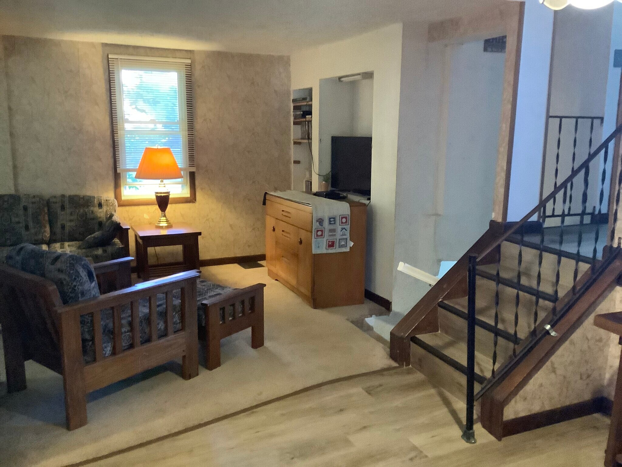 Building Photo - 5077 W Lake Rd