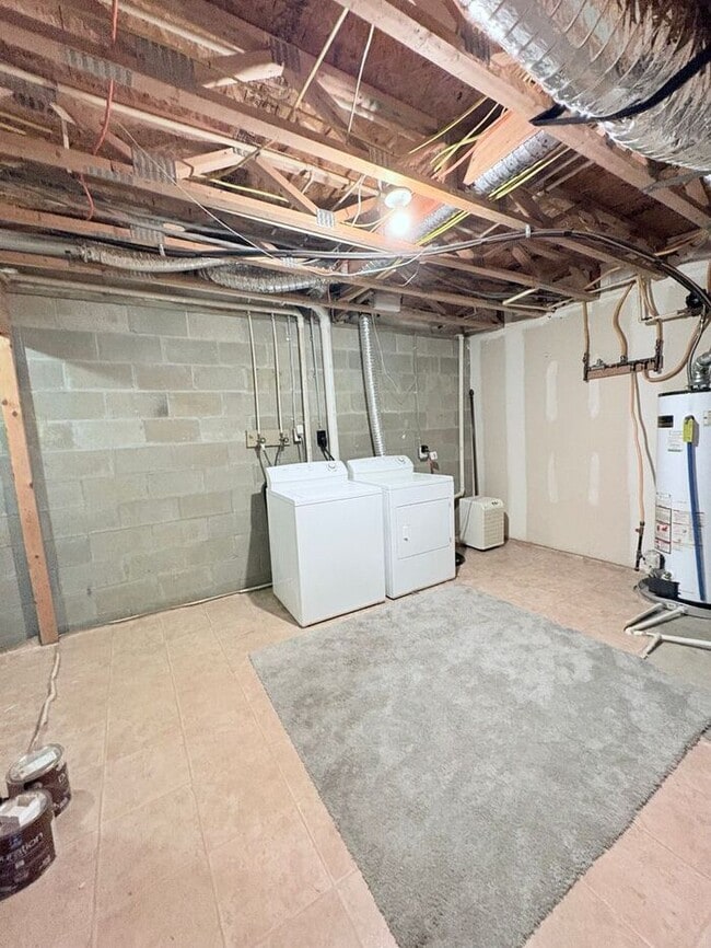 Building Photo - Stunning 2BR 3BA w/ Garage & Central A/C in Westerville!