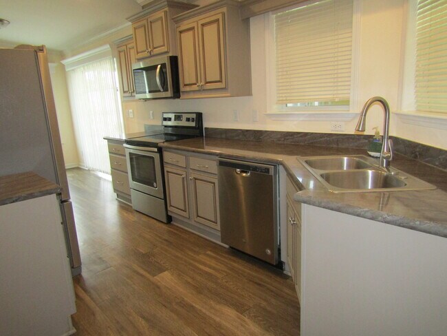 Building Photo - 37 Jurua Ct