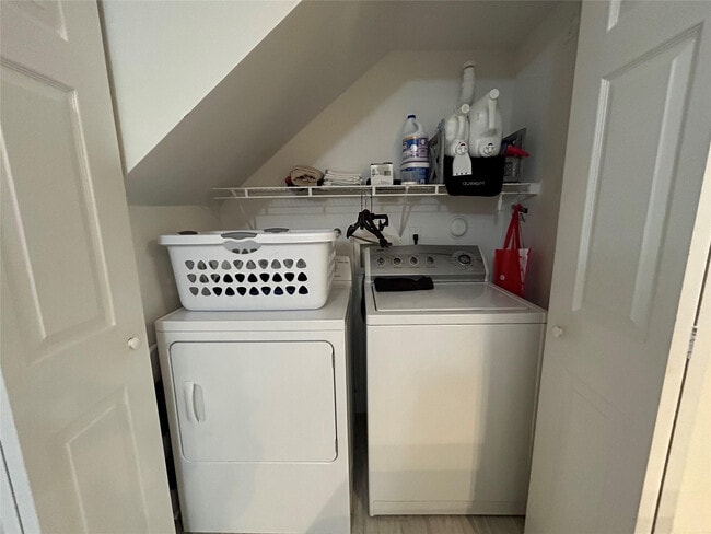 Building Photo - 1043 Kokomo Key Ln