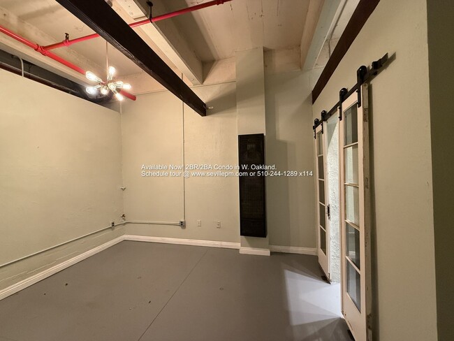 Building Photo - CHIC INDUSTRIAL 2BR/2BA CONDO Available Now!