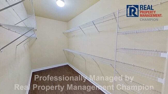 Building Photo - Beautiful Two-Story Townhome with Attached...