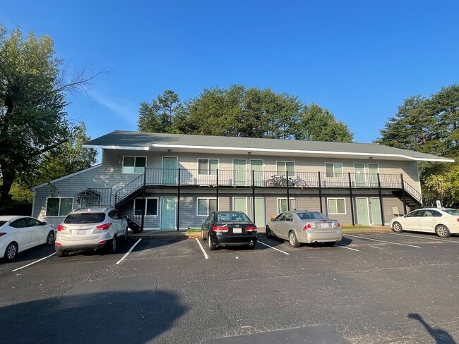 Guilford Place Apartments - Guilford Place Apartments.