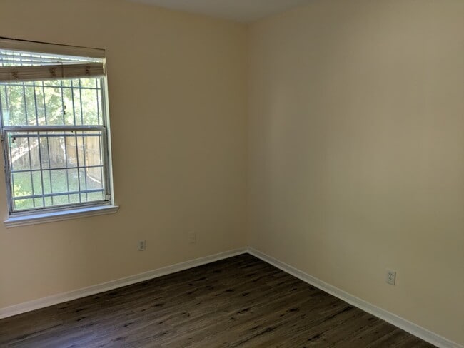 Building Photo - 4523 Perry St