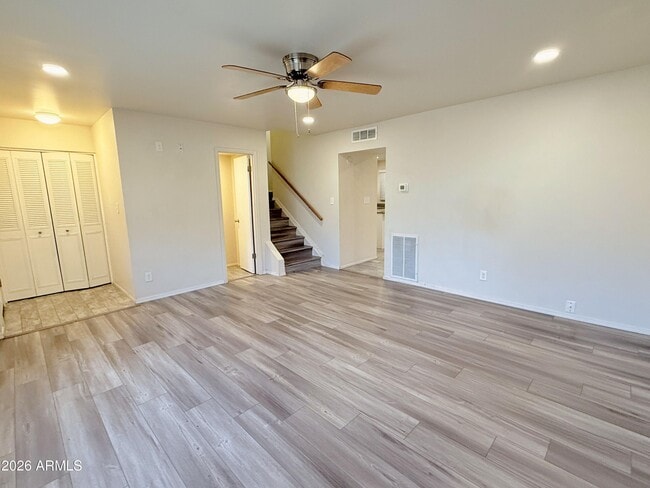 Building Photo - 6742 N 43rd Ave