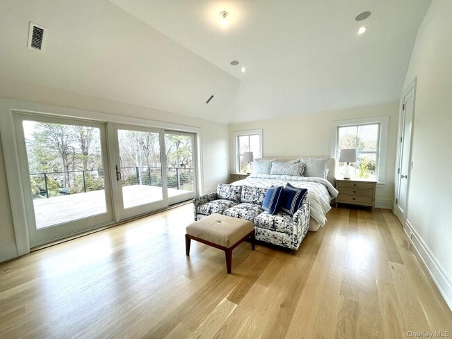 Building Photo - 59 Shinnecock Hills Rd