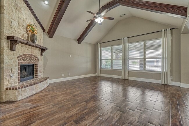 Building Photo - 118 Madeline Ln