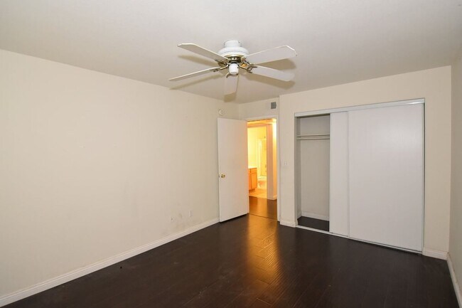 Building Photo - 3125 Casey Dr