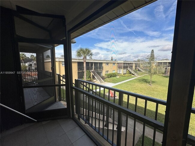 Building Photo - 1000 Lake of the Woods Blvd