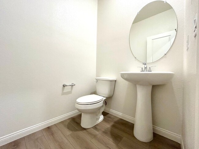 Building Photo - Brand new Townhome!   Summerlin Grand Park Village