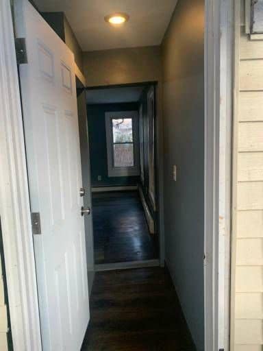 Building Photo - 421 Logan St