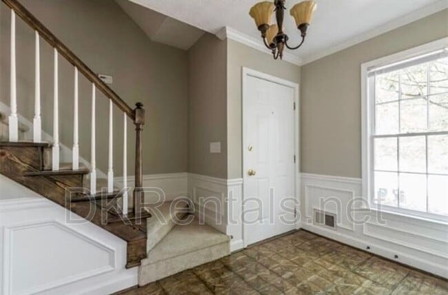 Building Photo - 637 Corbin Lake Ct