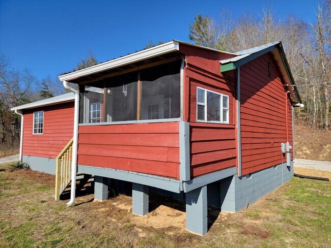 Building Photo - 1051 Catoosa Rd