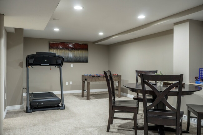 Building Photo - 1929 Summer St