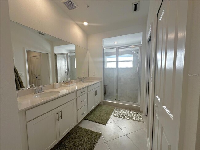 Building Photo - 14221 Heritage Landing Blvd