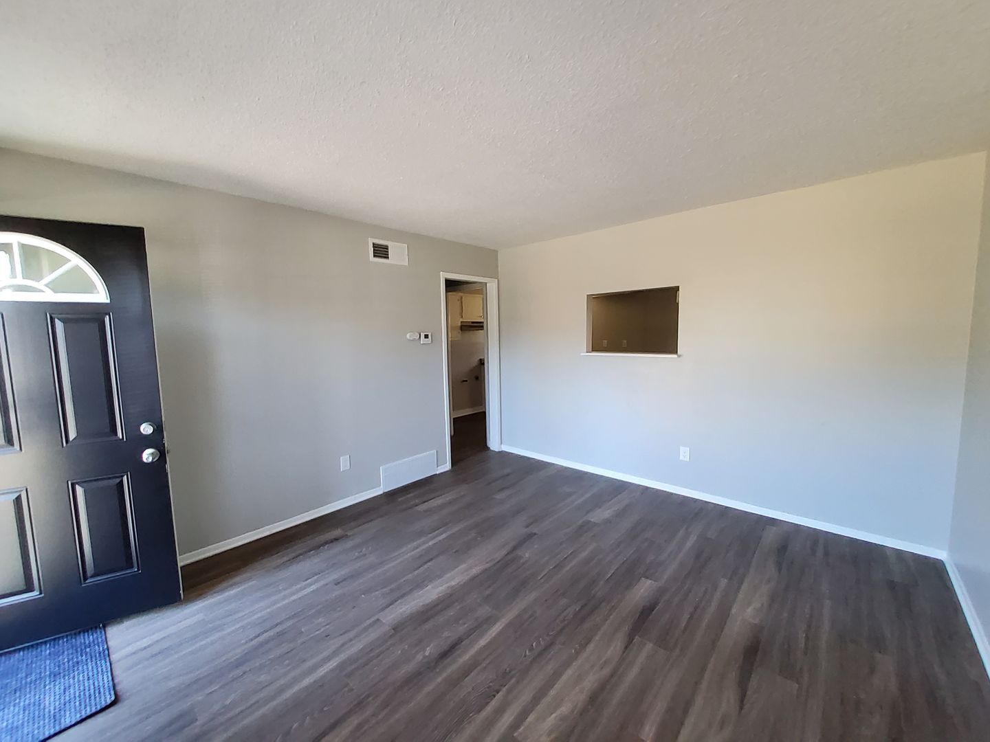 Building Photo - 5286 Broken Oak Dr