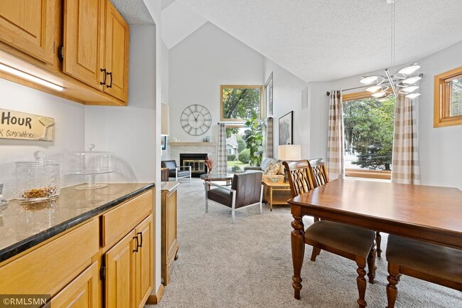 Building Photo - 6868 Stonewood Ct