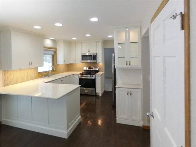 Building Photo - 2303 Leyland Cir