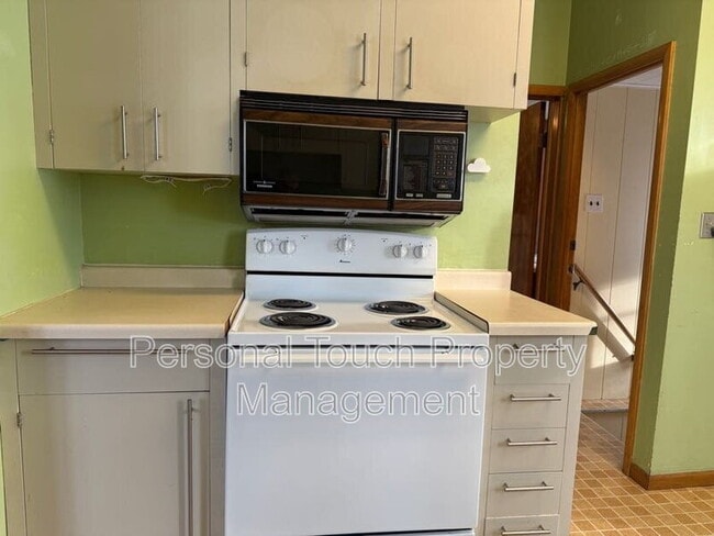 Building Photo - 57 N Terrace