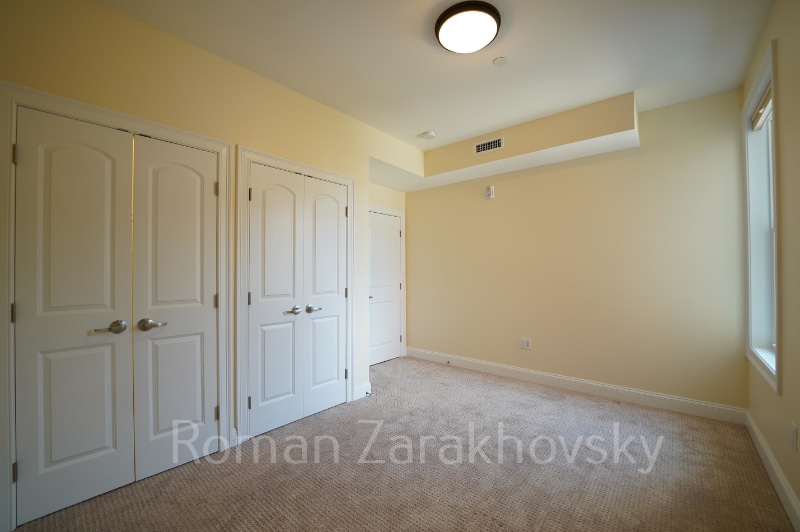 Building Photo - 315 Broadway