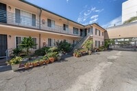 Building Photo - Le Jardinet Apartments