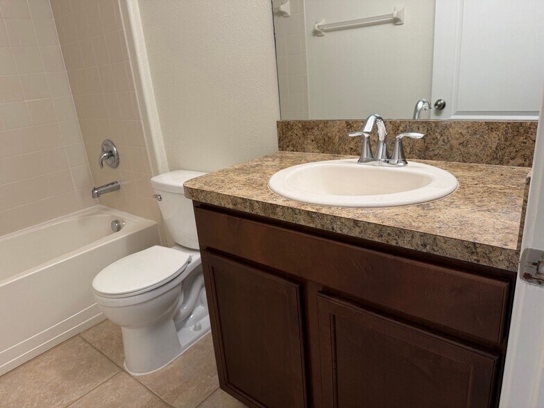 Building Photo - 10206 Stedfast Ct