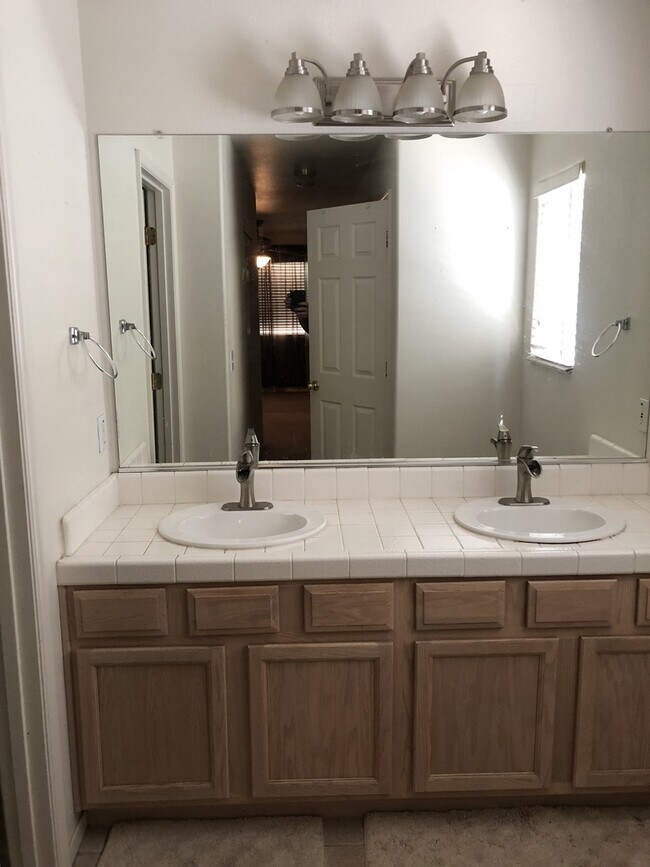 Building Photo - 1281 Mt Brewer Ct