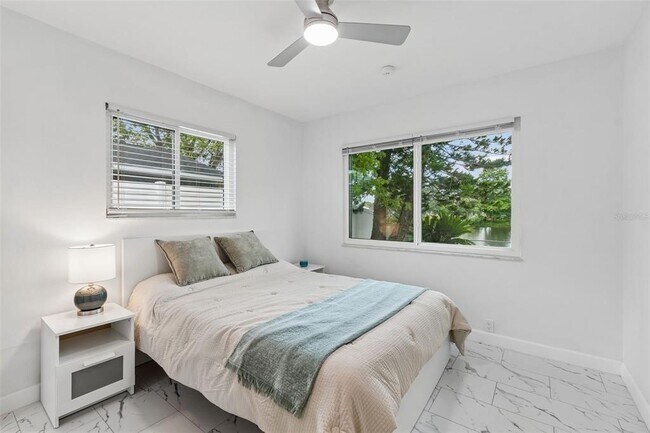 Building Photo - 8120 Brown Pelican Ave