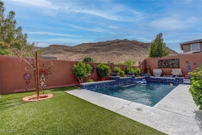 Building Photo - 10597 Cloud Whisper Dr