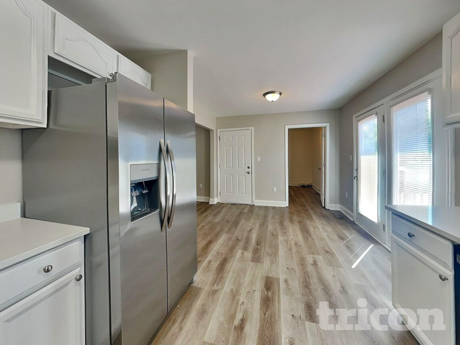 Building Photo - 2010 Beauty St