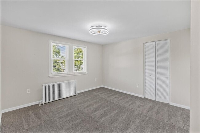 Building Photo - 545 Nassau Ave