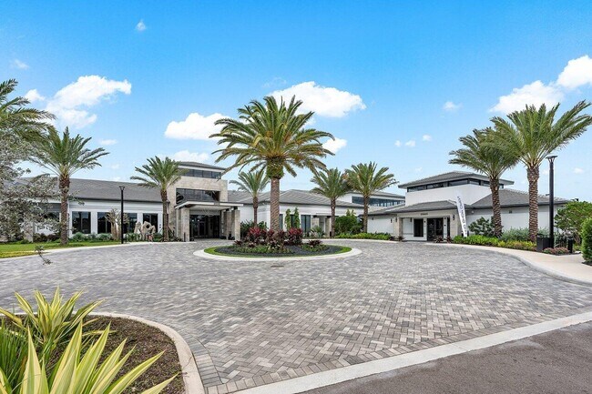Building Photo - 8311 Essex Country Clb Dr