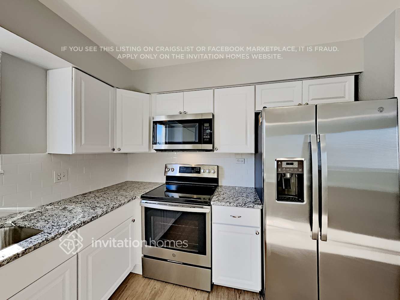 Building Photo - 10620 W 103rd Ave