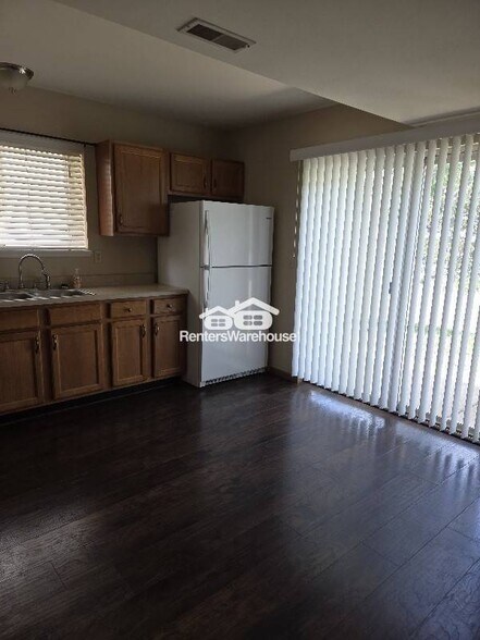 Building Photo - 441 Ramblewood Way