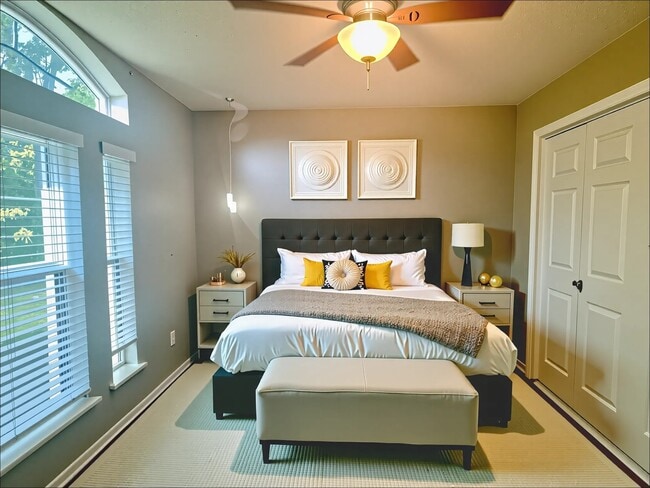 Building Photo - 1205 Quarterhorse Dr