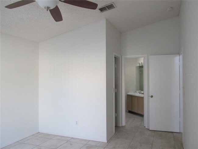 Building Photo - 13311 Meadowfield Dr