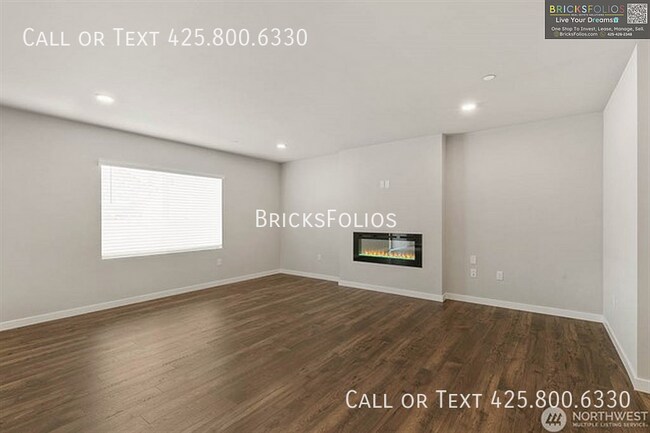 Building Photo - 9502 18th Ave W