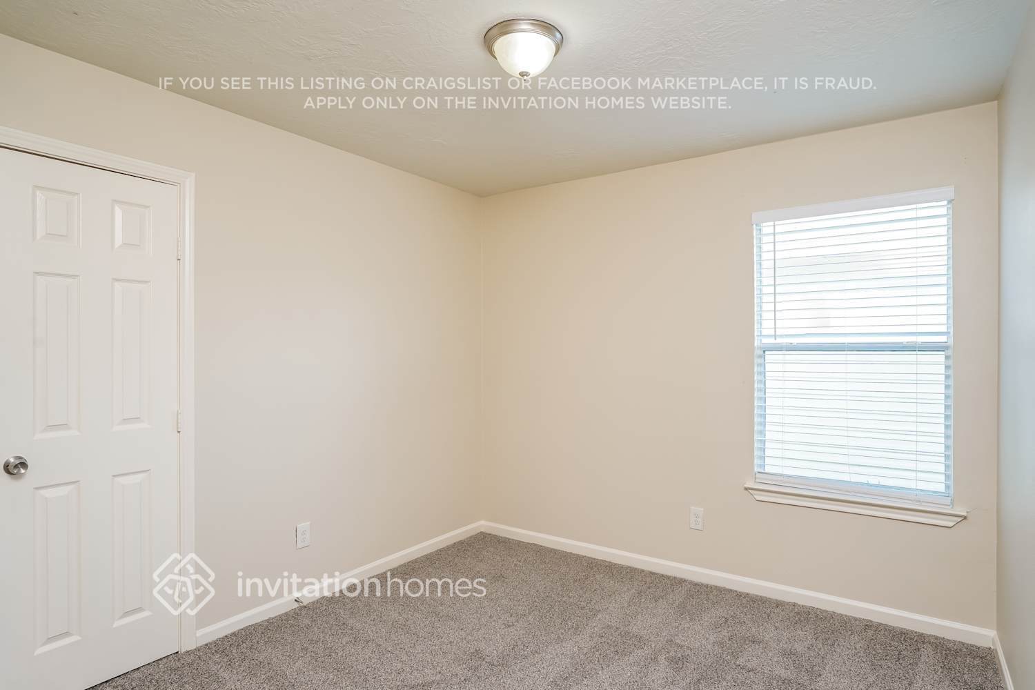Building Photo - 8583 Chaletford Dr